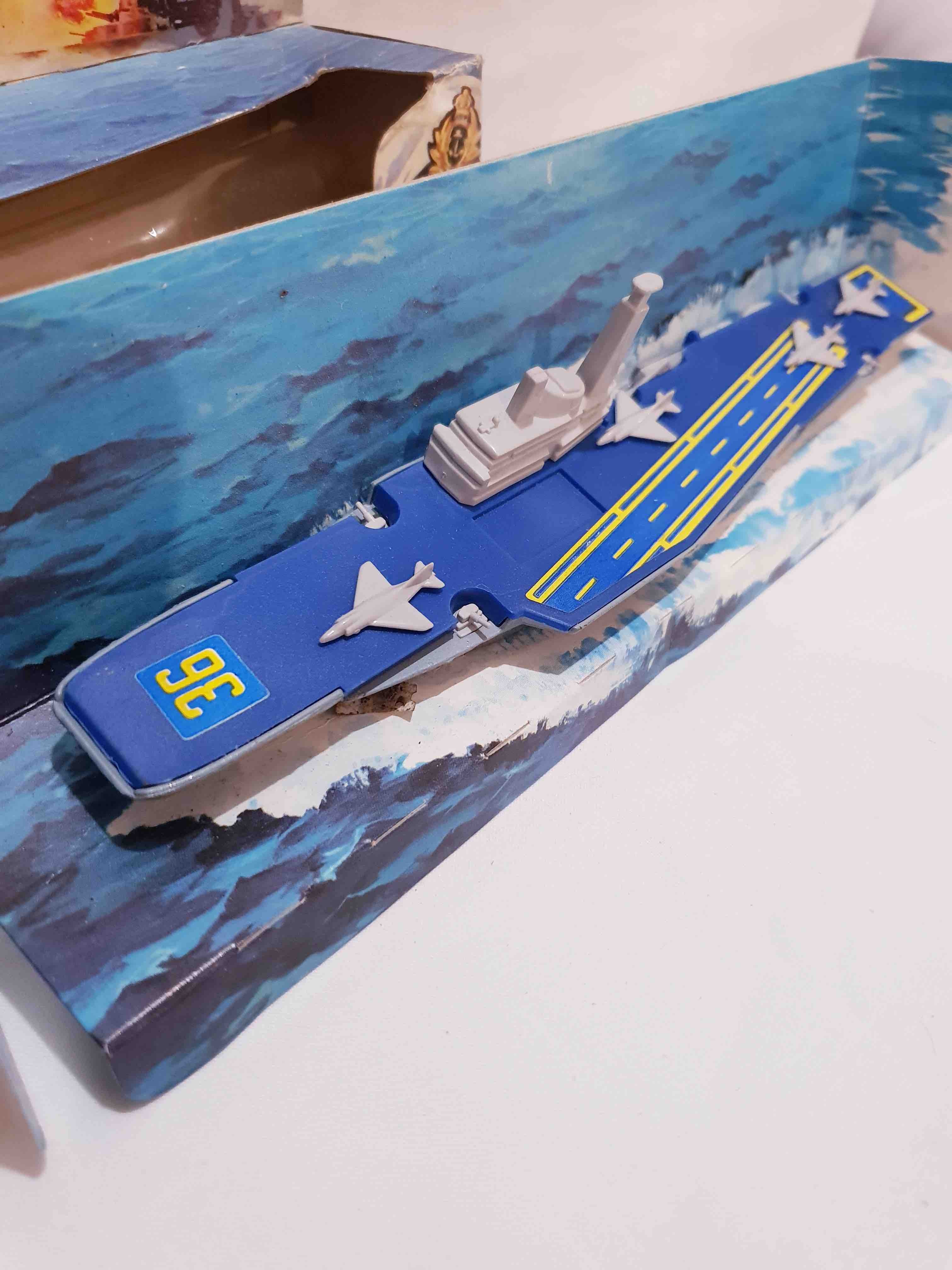 MATCHBOX K 304 AIRCRAFT CARIER