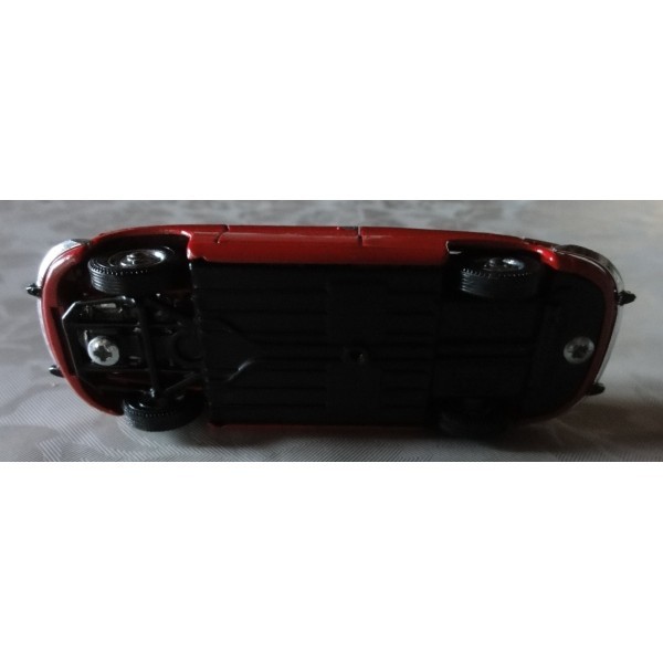 MINIATURE VEREM PANHARD 24 BT ROUGE 1/43