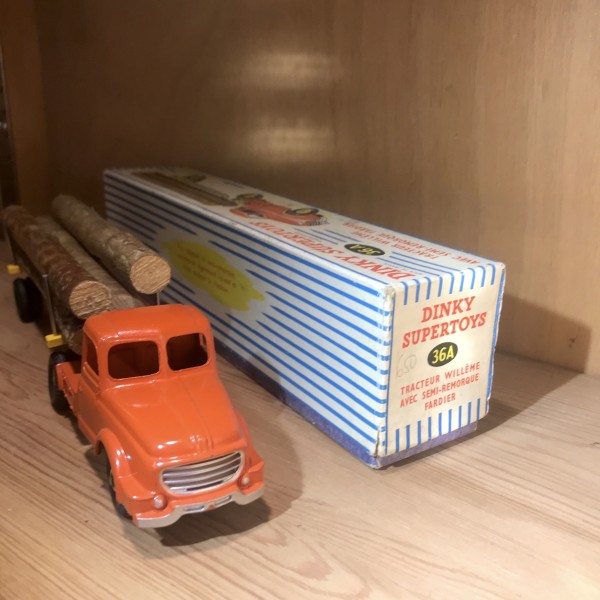 Tracteur Willeme avec semi-remorque Fardier DINKY TOYS réf 36 A