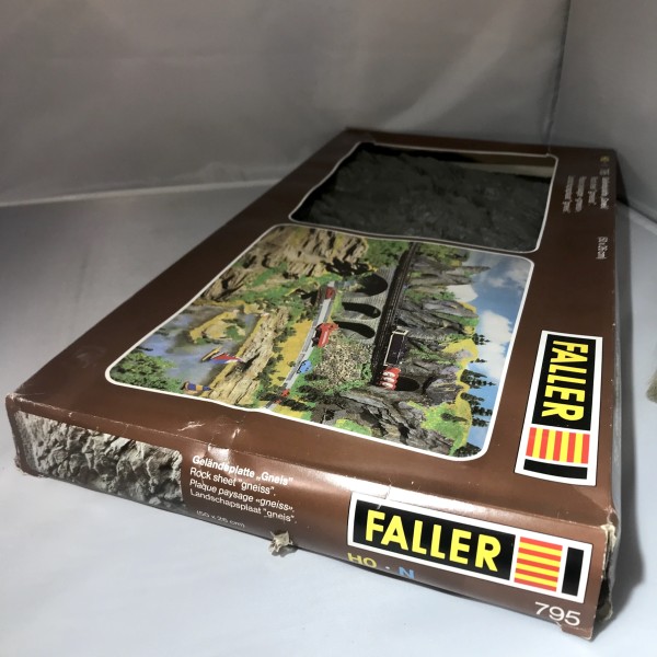 Plaque imitation rocher FALLER 795