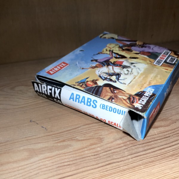 Arabes bédouins AIRFIX Blue Box (Avec fenêtre)