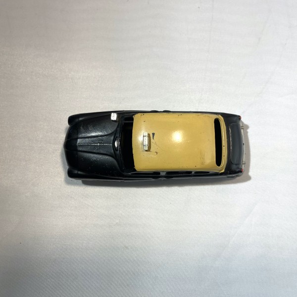 Ford vedette noire Taxi DINKY TOYS 24X