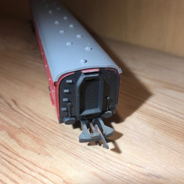 Voiture 2nd classe type Mark 1 JOUEF Réf 456