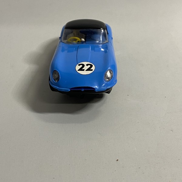 JAGUAR E BLEUE AVEC HARD TOP RÉF 352 JOUEF EGGER Silberfeil ref 9006