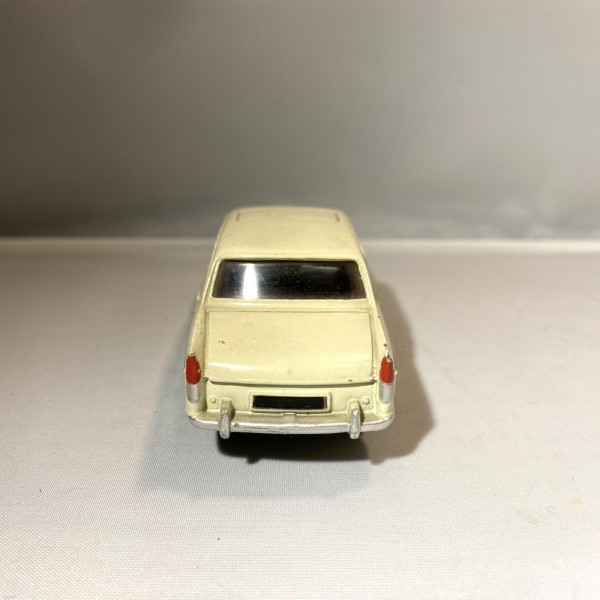 Peugeot 404 Berline DINKY TOYS 553