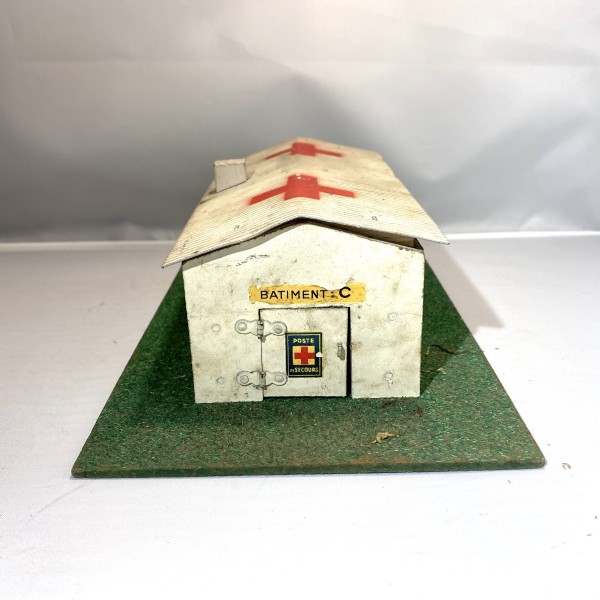 Bâtiment Infirmerie pour camp militaire DEPREUX