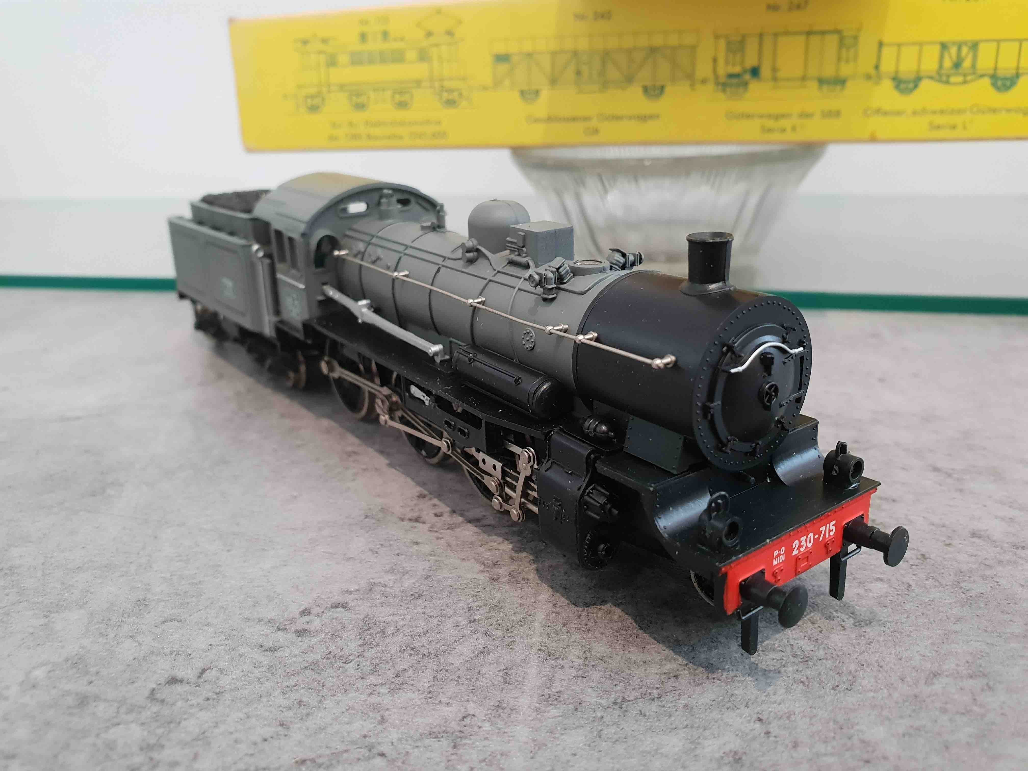 LILIPUT 104 LOCOMOTIVE