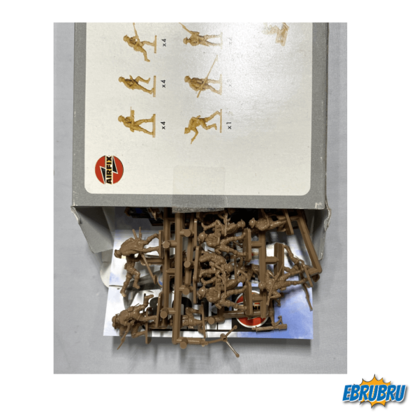 8 th Army WWII AIRFIX 01709