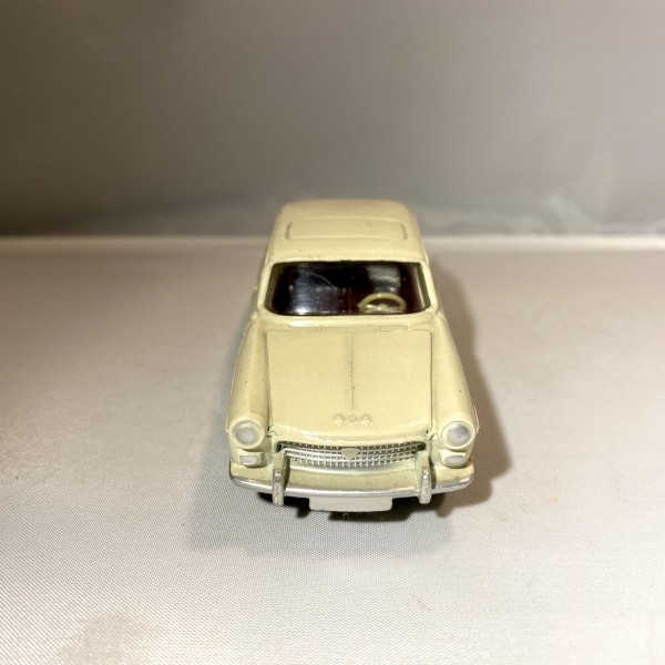 Peugeot 404 Berline DINKY TOYS 553