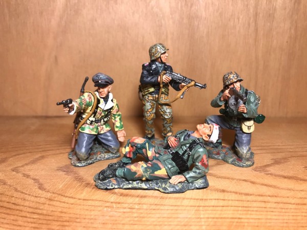 The last stand King & Country WS065 Série Berlin 1945 german WSS officer WWII Retired 