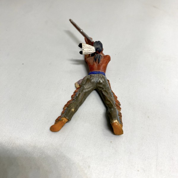 INDIEN  ALLONGE TIRANT AU FUSIL  ELASTOLIN OUGEN RÉF 6842