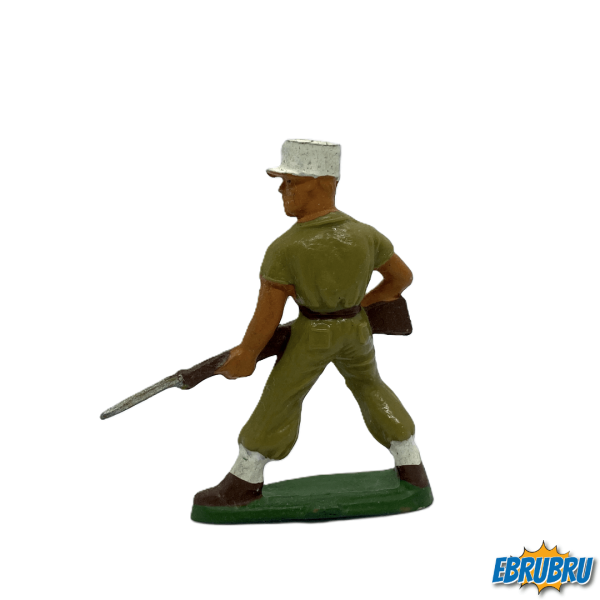 Légionnaires - Fusil à la main - STARLUX Ref 91