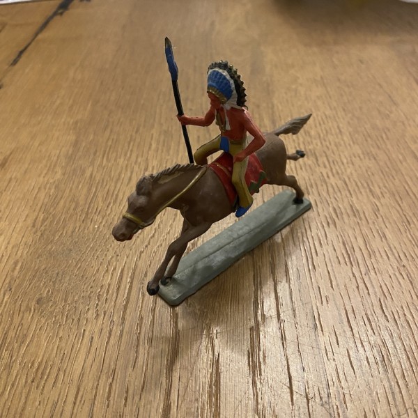 CHEF INDIEN cheval au galop STARLUX