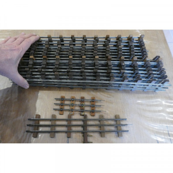 Lot C Rails Droit pour Train echelle 0 Gastou ?
