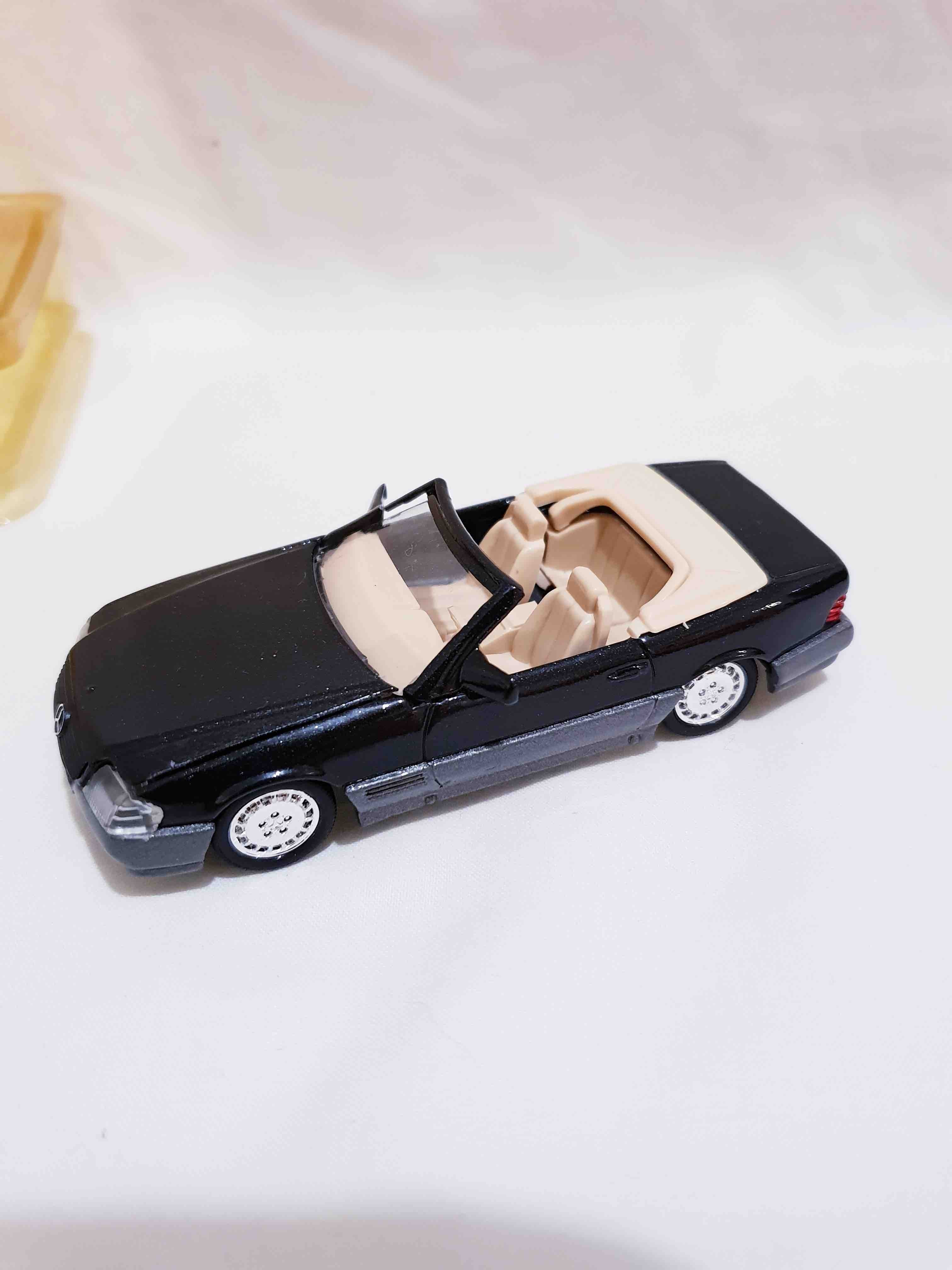 1517 MERCEDES 500 SL SOLIDO