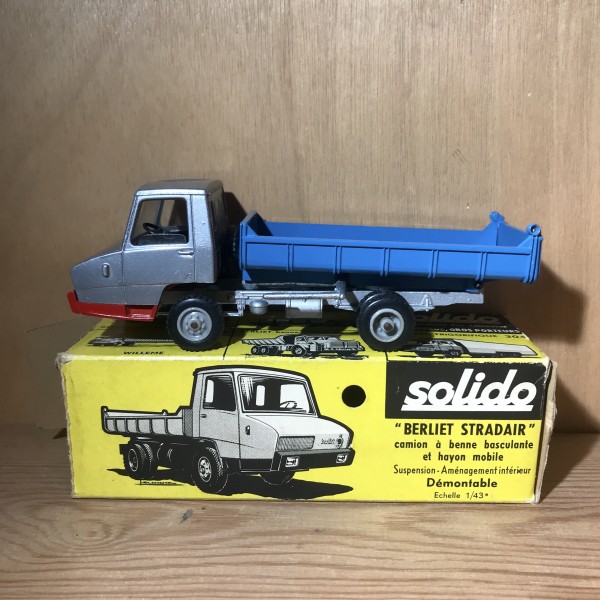 Camion Berliet Stradair SOLIDO 306