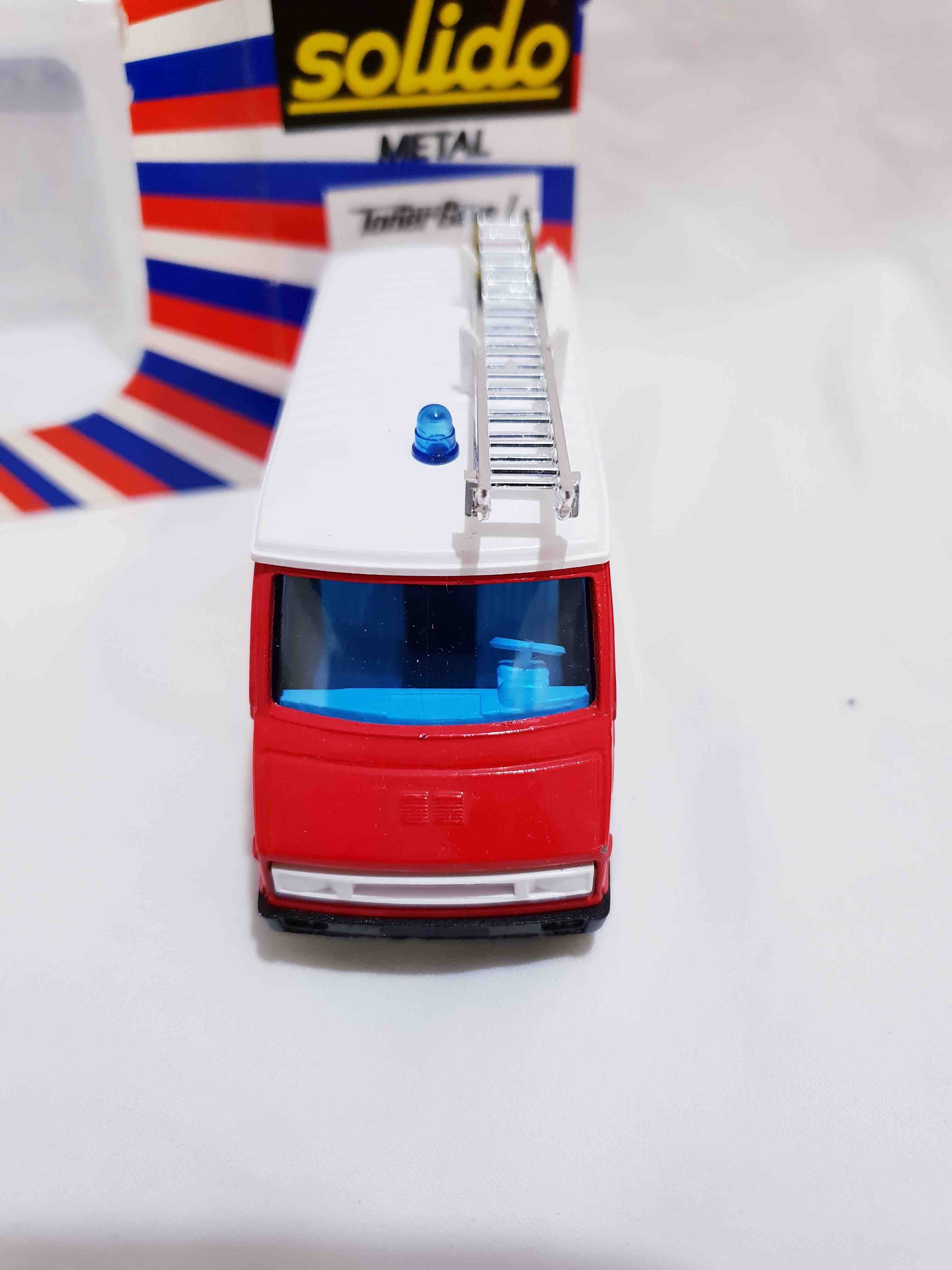 2118 CITROEN C35 SAPEUR POMPIERS SOLIDO