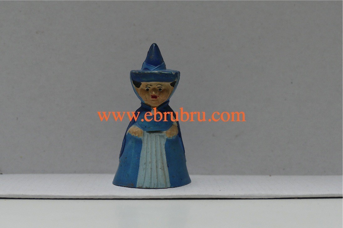 JIM Dame Pimprenelle la  Fée bleu série La Belle au bois dormant Walt Disney