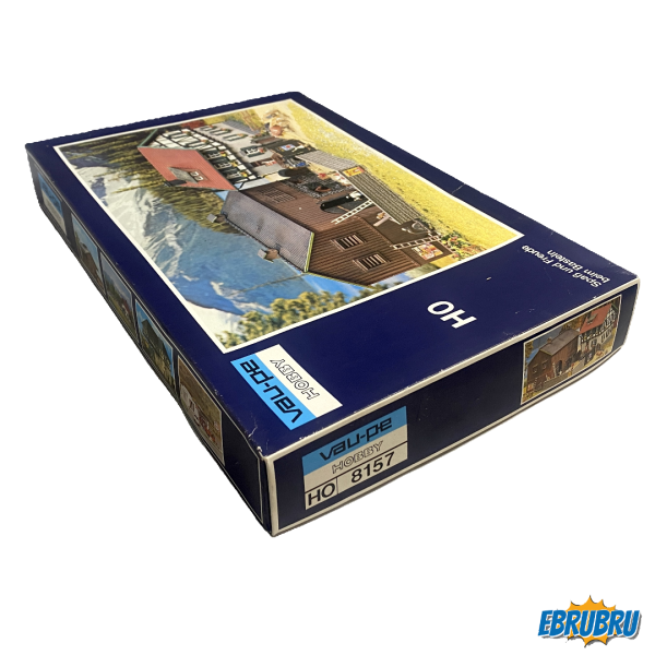 Ferme avec grange VAU PE Hobby 8157