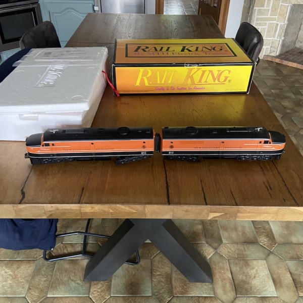 ALCO PA AA DIESEL SET AVEC PROTO SOUND TCA 1999 CONVENTION MTH RAILKING 30-2172-1