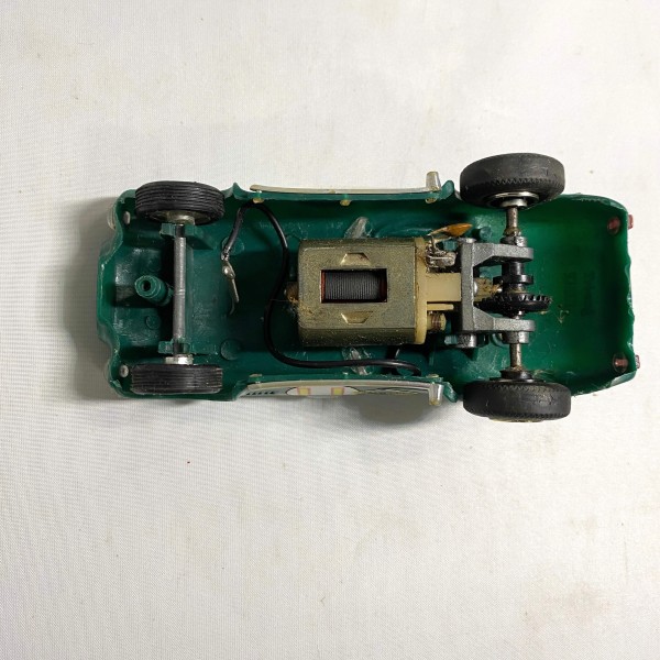 AC Cobra verte scalextric ref C78